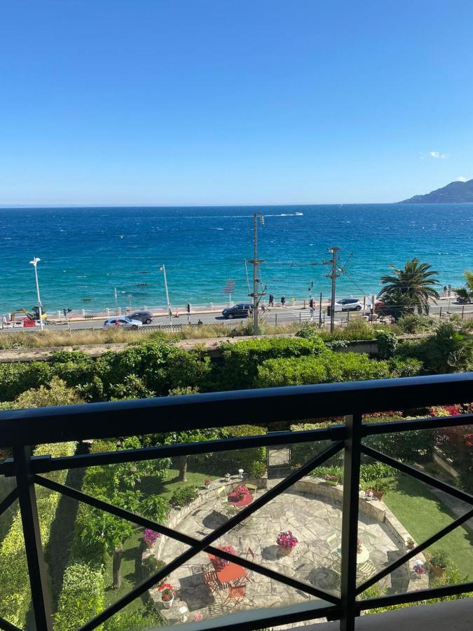 Villa Maupassant Bord De Mer Cannes Exterior foto